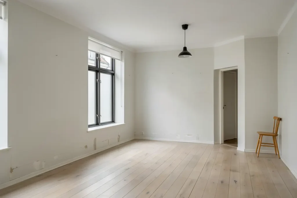 omm lning av innertak och v ggar i butikslokal i skrubba