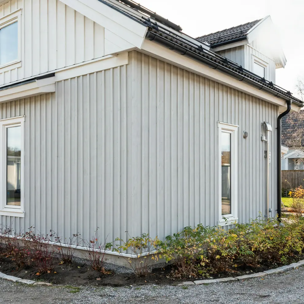 fasadrenovering byta trapanel alta nacka stockholm